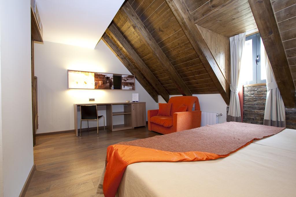 Nubahotel Vielha e Mijaran Zimmer foto